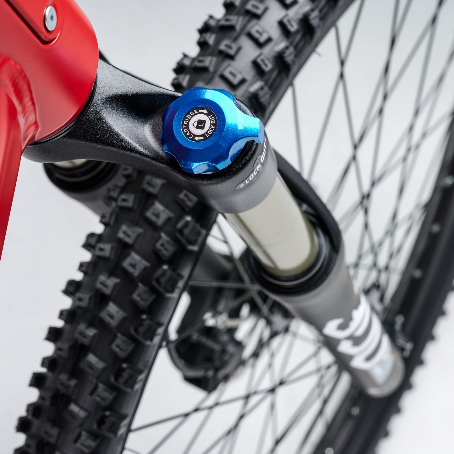 Vélo électrique pour enfant | e-troX Race 24 pouces 9 vitesses