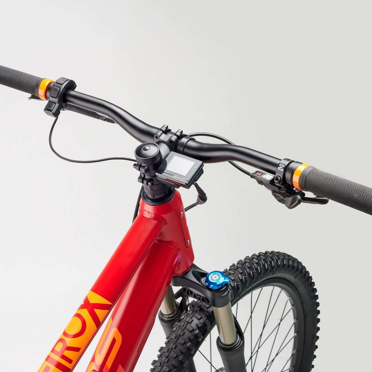 Vélo électrique pour enfant | e-troX Race 26 pouces 9 vitesses